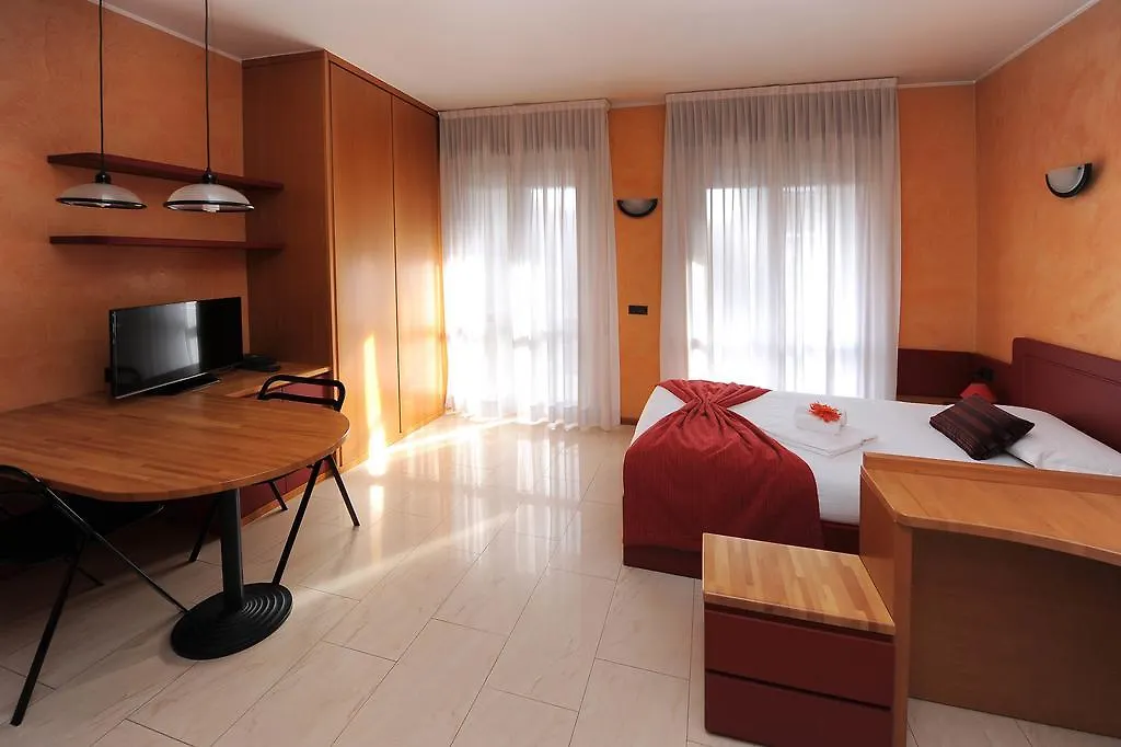 *** شقة فندقية سستو سان جوفاني Cp Residence Hotel إيطاليا