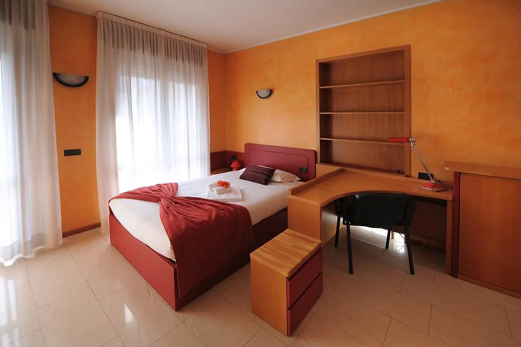 سستو سان جوفاني Cp Residence Hotel سستو سان جوفاني