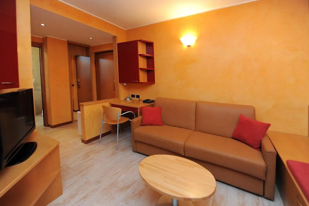 سستو سان جوفاني Cp Residence Hotel 3*, سستو سان جوفاني إيطاليا