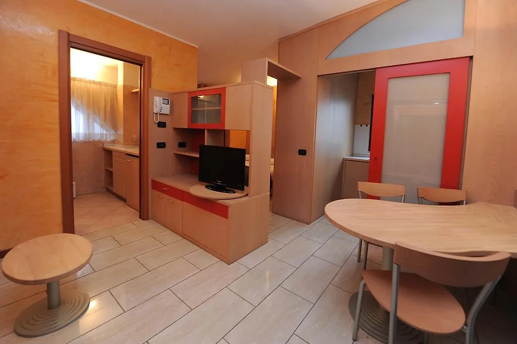 *** شقة فندقية سستو سان جوفاني Cp Residence Hotel إيطاليا