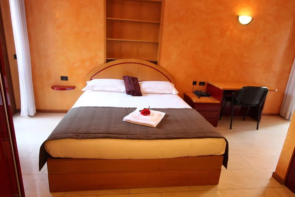 سستو سان جوفاني Cp Residence Hotel إيطاليا